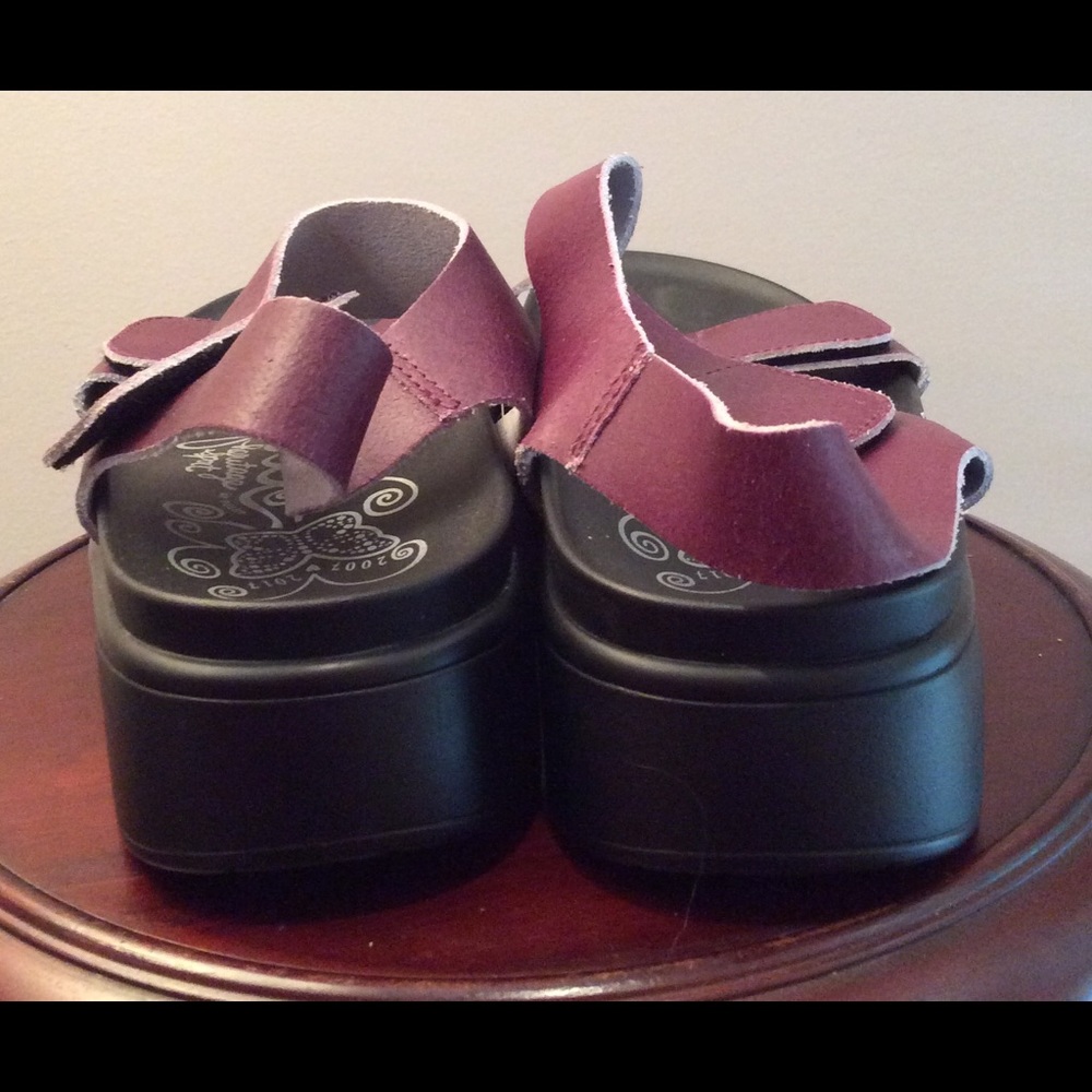 Alegria Sandal - Picture 5 of 8